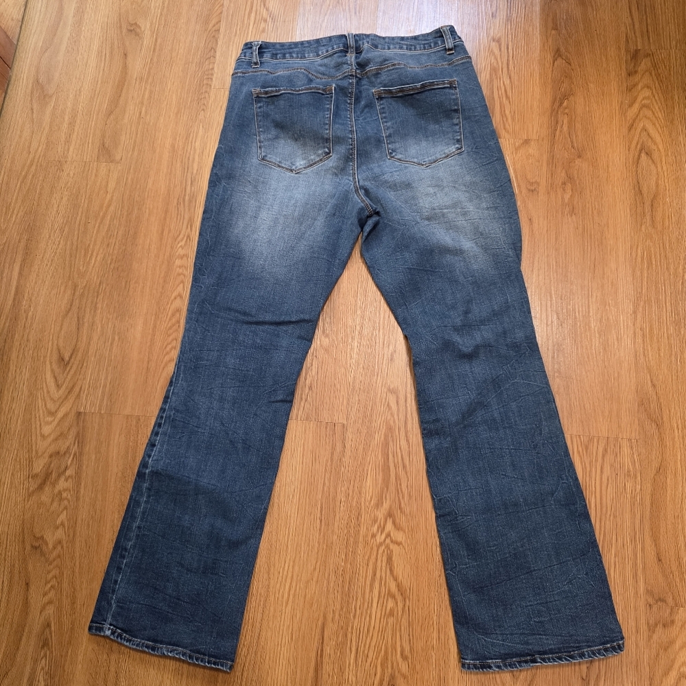 Faded Glory Distressed Patched Denim Blue Stretch Jeans Womens Plus Size 16W - Picture 2 of 16